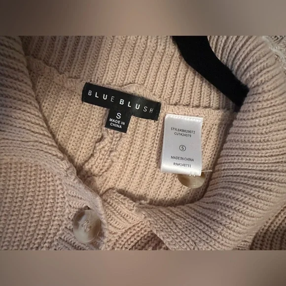 NWOT Button-up Pocket Sweater Romper - Picture 4 of 6